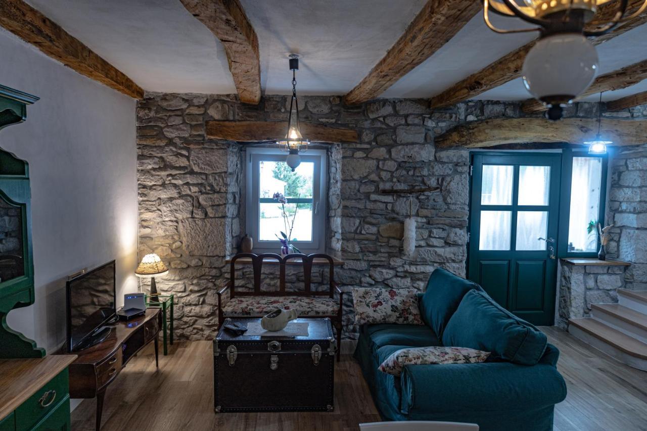 Villa Klara Buzet Zewnętrze zdjęcie